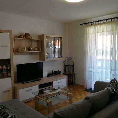 Apartment Koruna 1 Pula Eksteriør billede