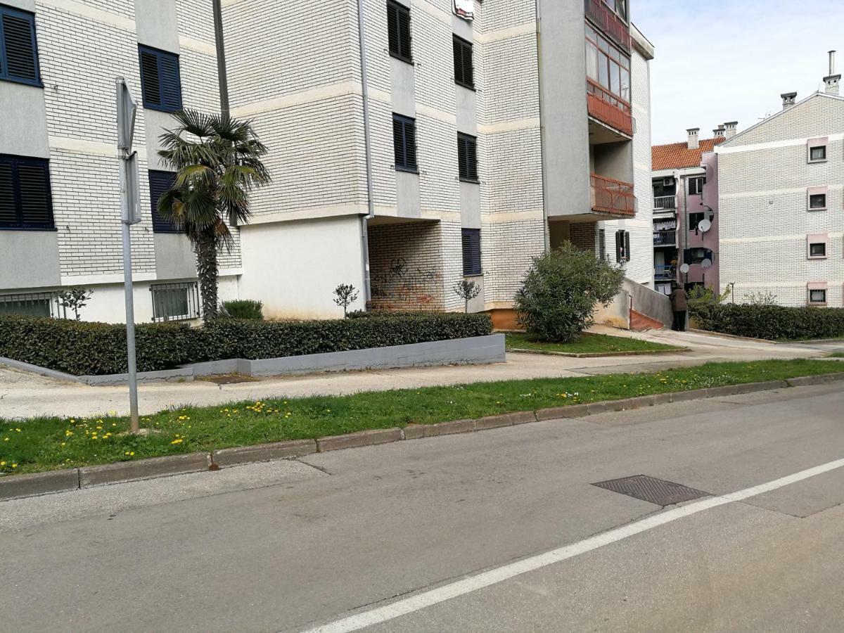 Apartment Koruna 1 Pula Eksteriør billede